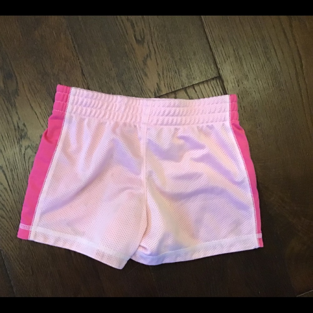 Kids Nike shorts - Picture 3 of 3